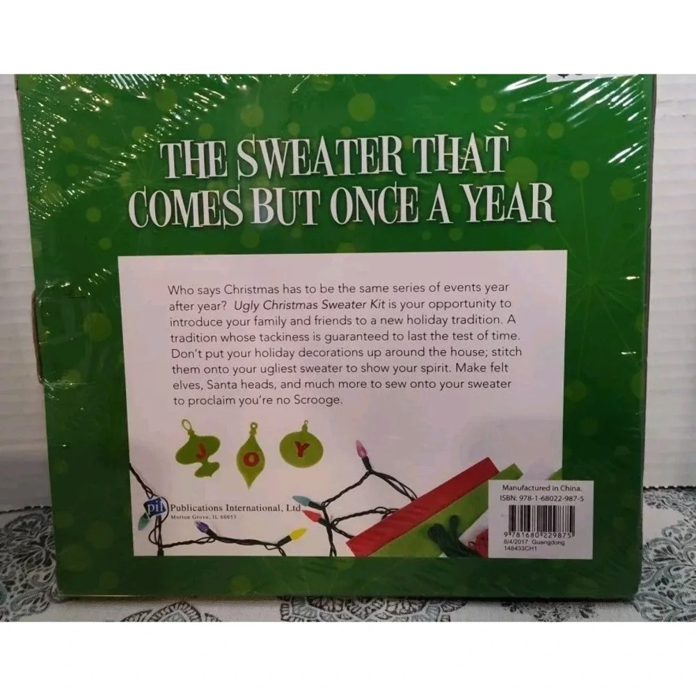 Ugly Christmas Sweater Kit‎